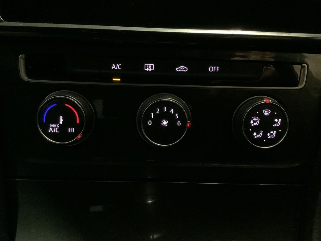 Used Volkswagen Golf 2019 for sale - 77313573: Photo 24