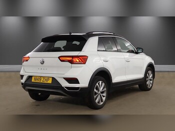 Used Volkswagen T-Roc 2019 for sale - 78401466: Photo