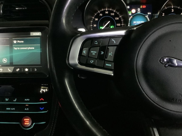 Used Jaguar F-Pace 2021 for sale - 76279726: Photo 17