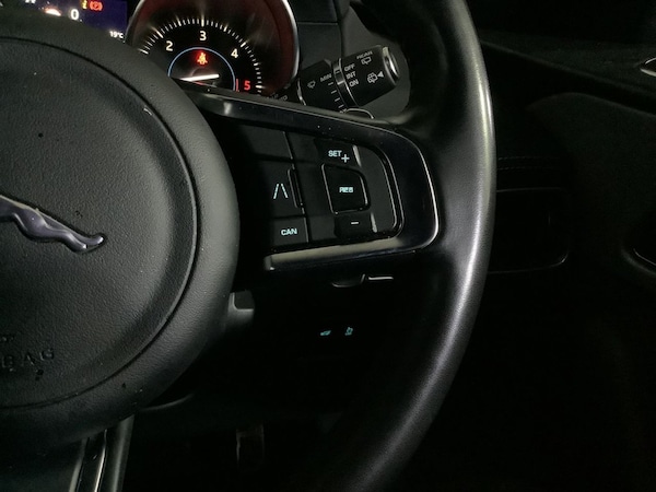 Used Jaguar F-Pace 2021 for sale - 76279726: Photo 19
