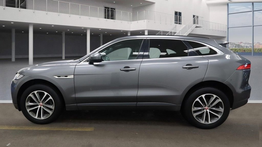 Used Jaguar F-Pace 2019 for sale - 77408720: Photo 12