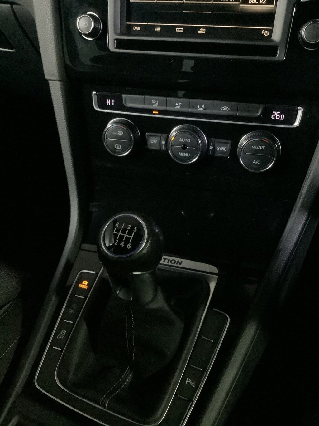 Used Volkswagen Golf 2015 for sale - 76631997: Photo 24