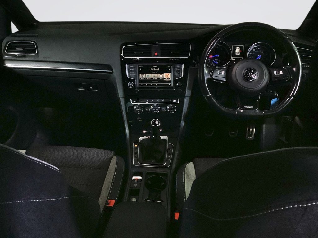 Used Volkswagen Golf 2015 for sale - 76631997: Photo 3