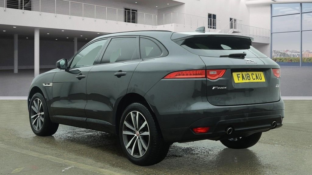 Used Jaguar F-Pace 2018 for sale - 77693614: Photo 3