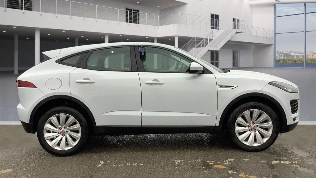 Used Jaguar E-Pace 2019 for sale - 77422582: Photo 11