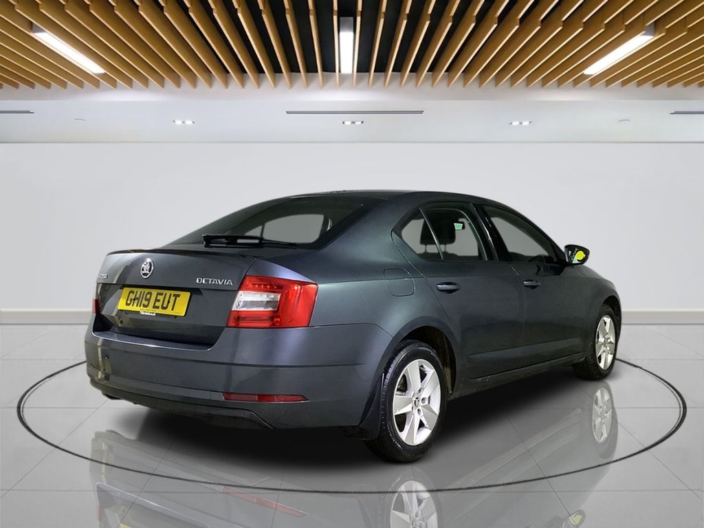 Used Skoda Octavia 2019 for sale - 76590770: Photo 8