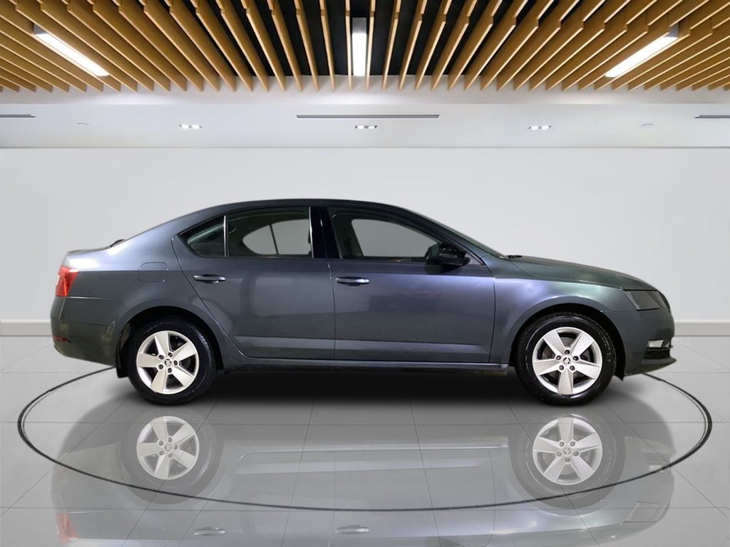 Used Skoda Octavia 2019 for sale - 76590770: Photo 9