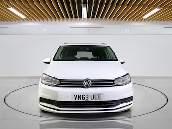 Used Volkswagen Touran 2018 for sale - 75801865: Photo