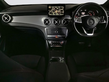 Used Mercedes-Benz GLA 2018 for sale - 76703767: Photo