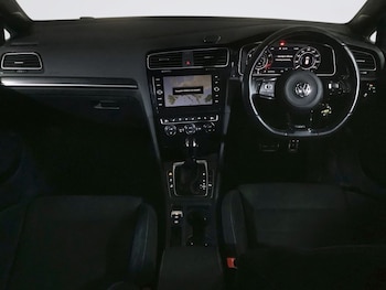 Used Volkswagen Golf 2017 for sale - 75503014: Photo