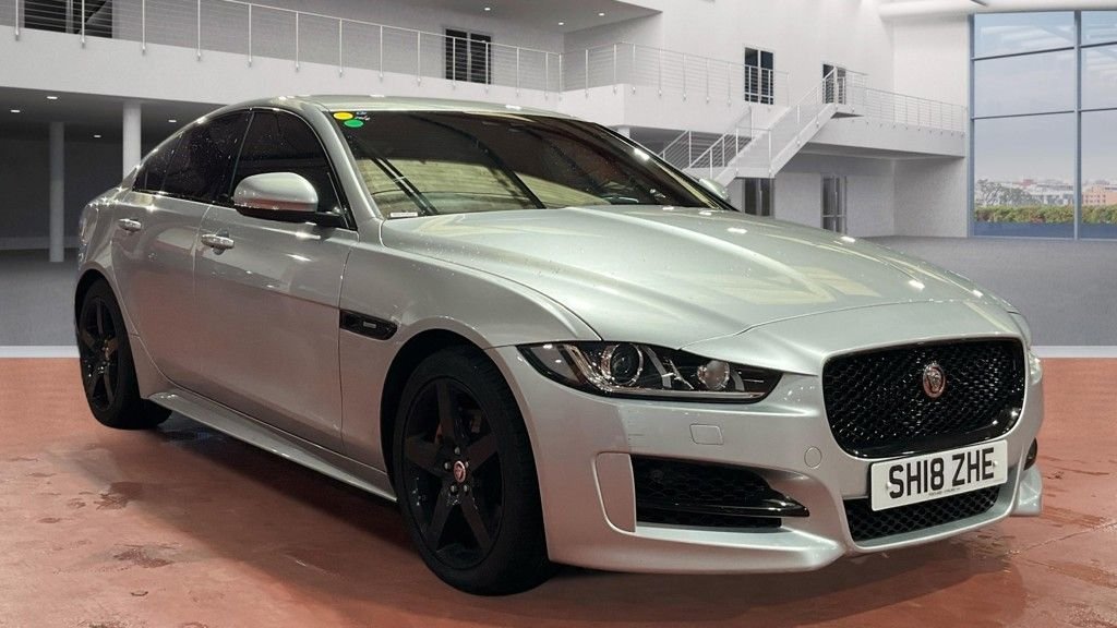 Used Jaguar XE 2018 for sale - 77747928: Photo 7