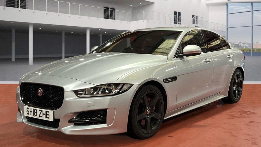 Used Jaguar XE 2018 for sale - 77747928: Photo 8