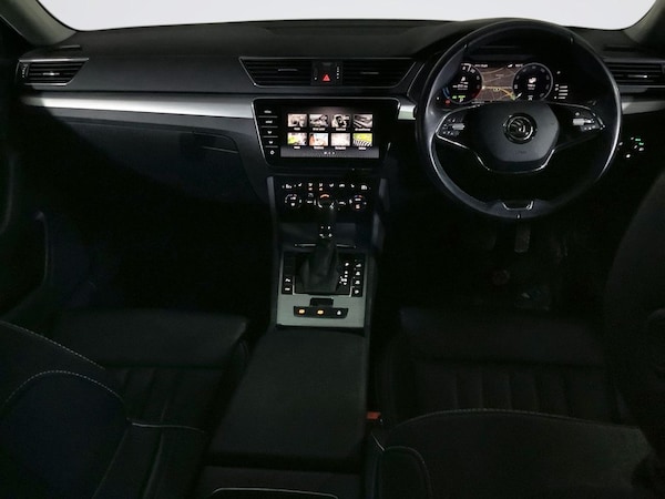 Used Skoda Superb 2022 for sale - 76273961: Photo 3