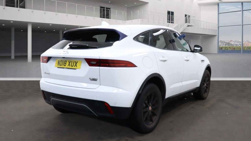 Used Jaguar E-Pace 2018 for sale - 76430370: Photo 4