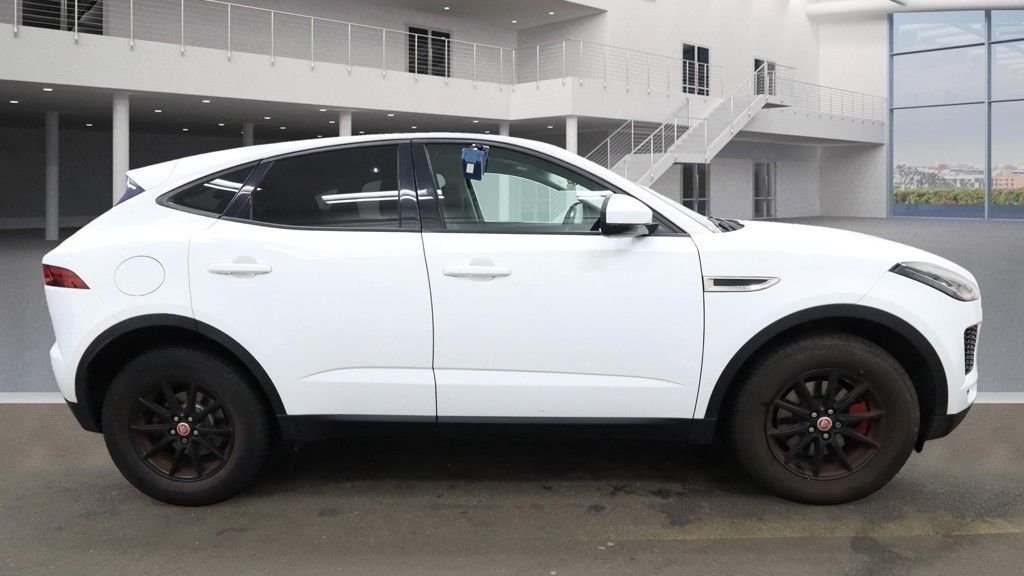 Used Jaguar E-Pace 2018 for sale - 76430370: Photo 5