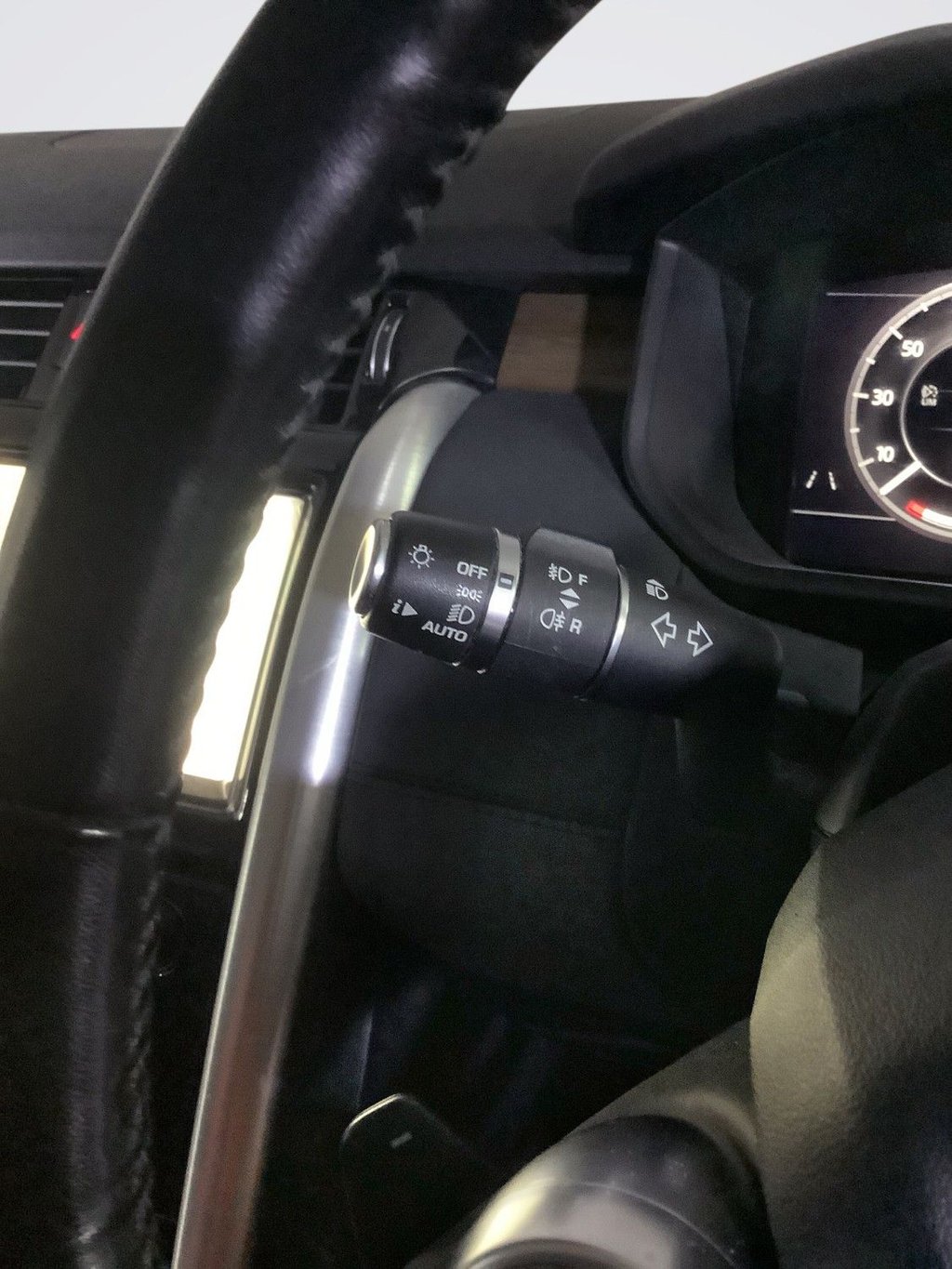 Used Land Rover Discovery 2018 for sale - 76419964: Photo 23