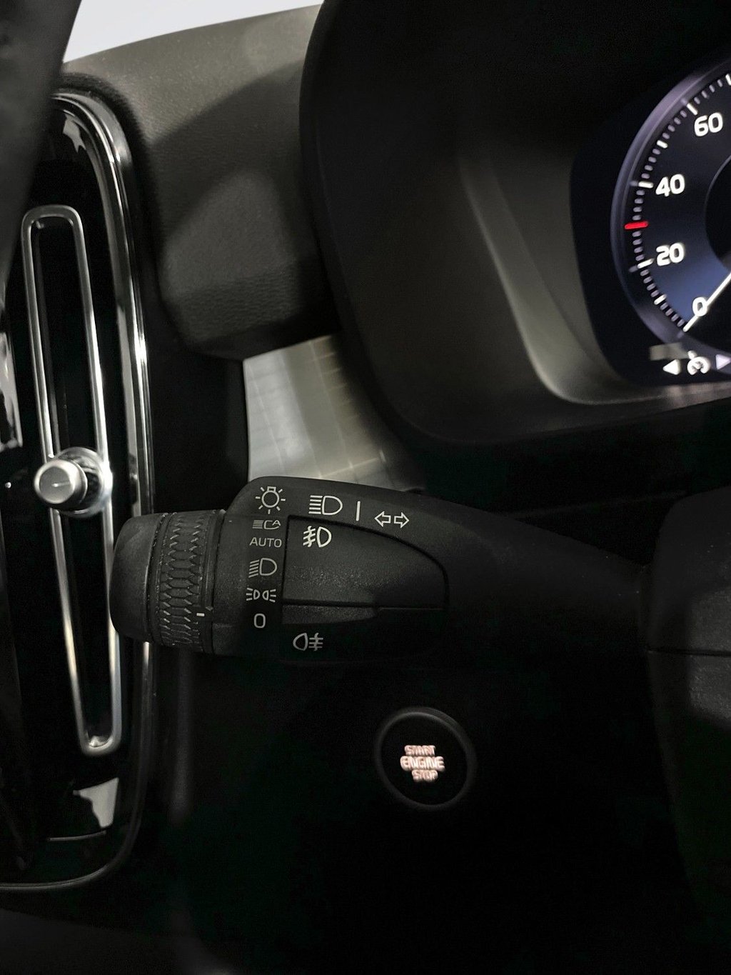 Used Volvo XC40 2020 for sale - 76604681: Photo 21