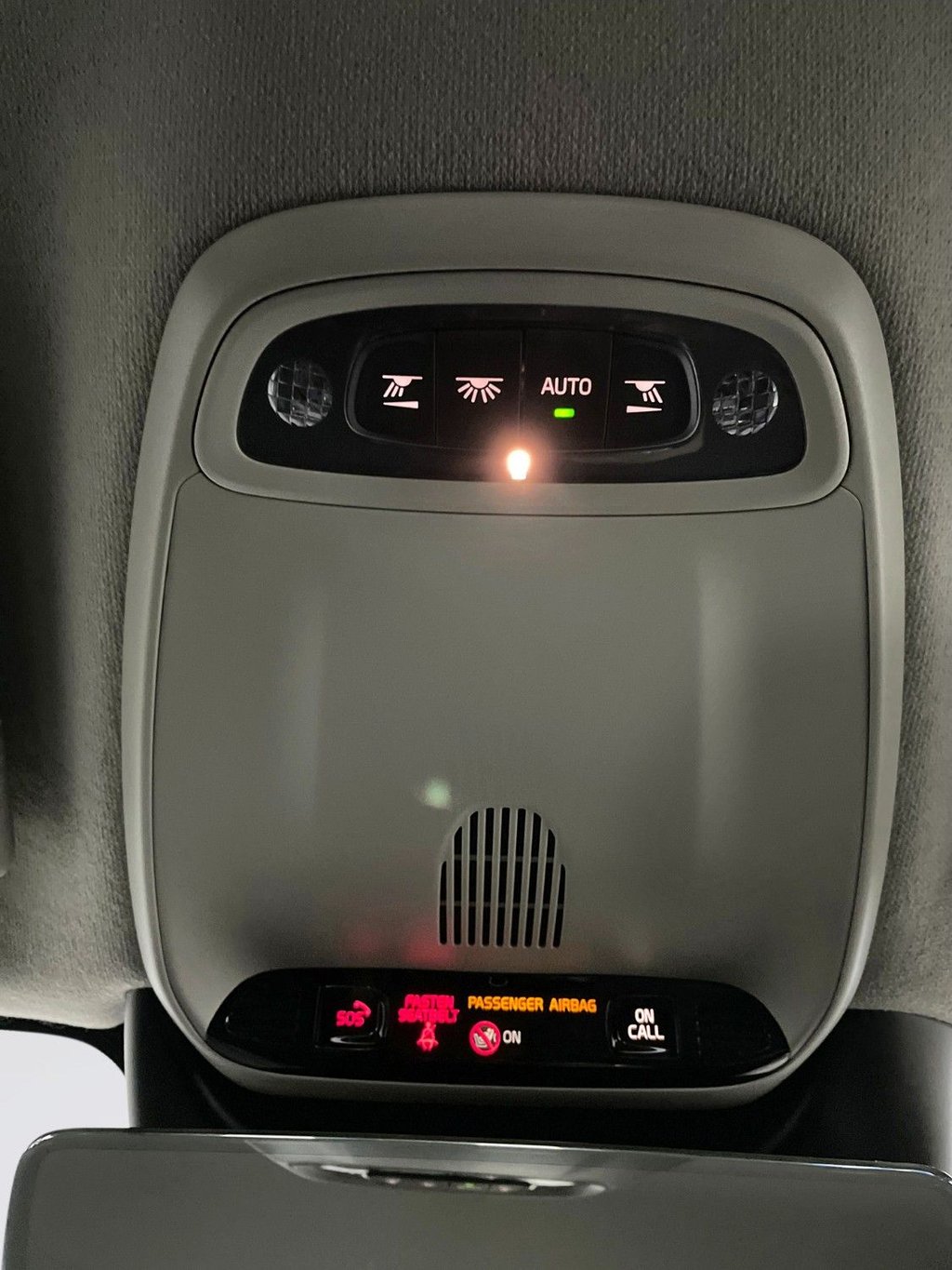 Used Volvo XC40 2020 for sale - 76604681: Photo 28