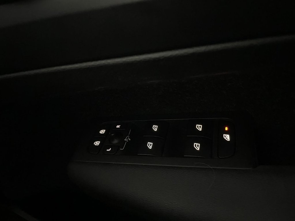 Used Volvo XC40 2020 for sale - 76604681: Photo 30