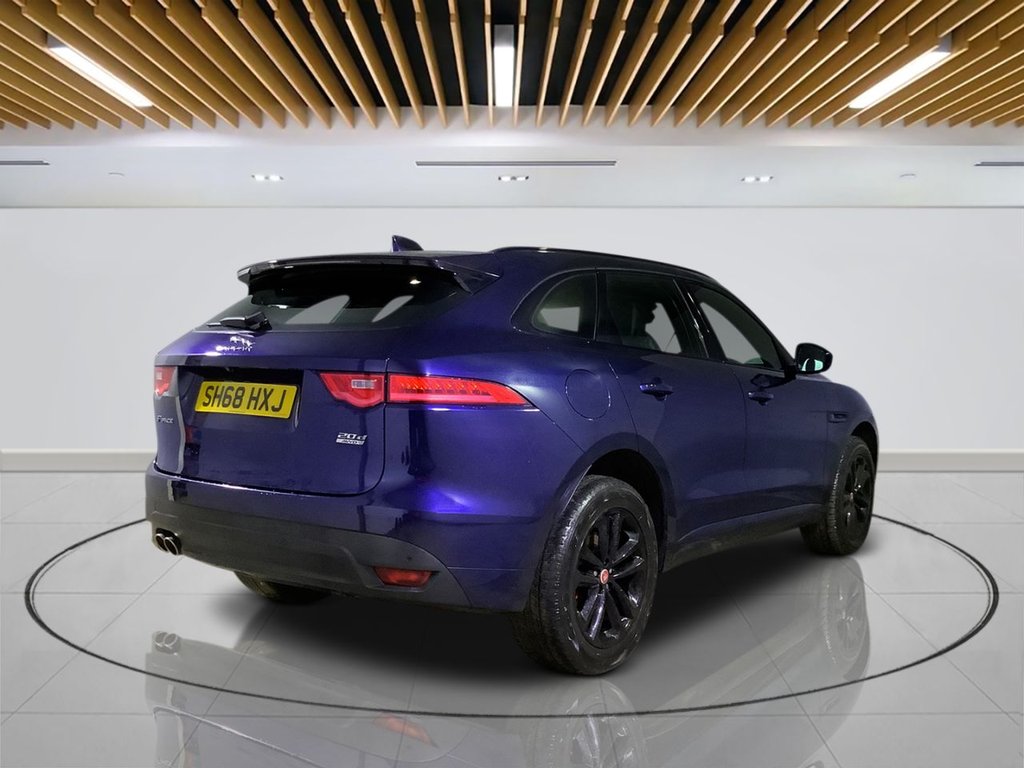Used Jaguar F-Pace 2018 for sale - 76595876: Photo 7