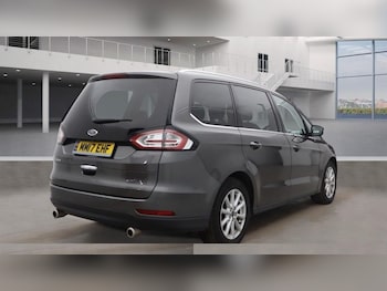 Used Ford Galaxy 2017 for sale - 76203351: Photo 4