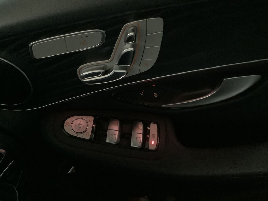 Used Mercedes-Benz GLC 2019 for sale - 78082655: Photo 24