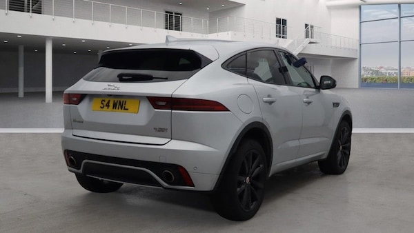 Used Jaguar E-Pace 2018 for sale - 76236140: Photo 4