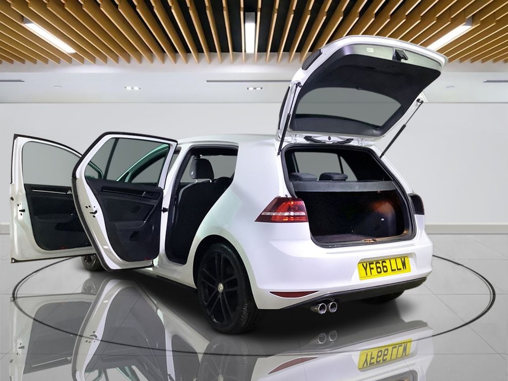 Used Volkswagen Golf 2016 for sale - 77165891: Photo 10