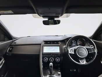 Used Jaguar E-Pace 2019 for sale - 79474744: Photo