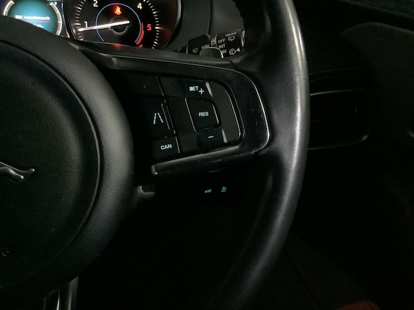 Used Jaguar F-Pace 2019 for sale - 76256157: Photo 19