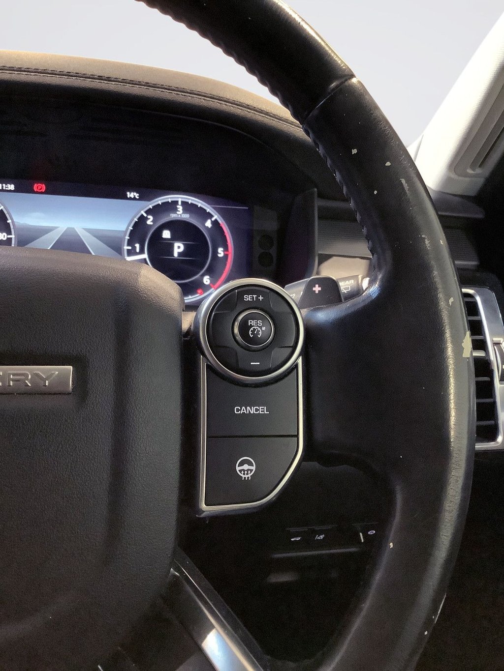 Used Land Rover Discovery 2018 for sale - 77171569: Photo 20