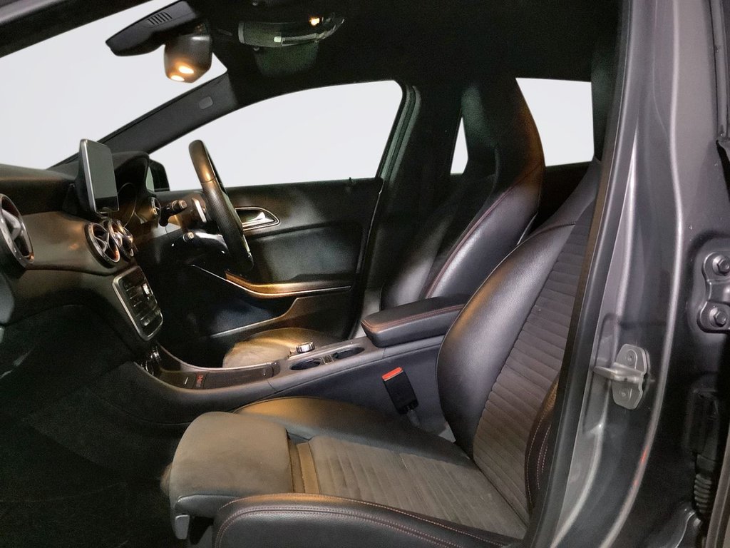 Used Mercedes-Benz 180 2015 for sale - 76009708: Photo 12