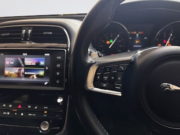 Used Jaguar XE 2017 for sale - 79209817: Photo