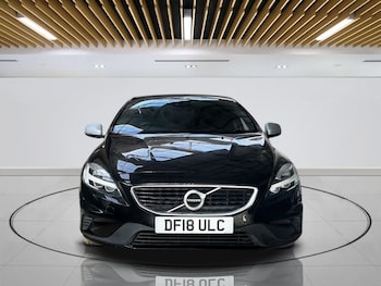 Used Volvo V40 2018 for sale - 78760513: Photo