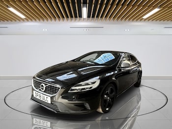 Used Volvo V40 2018 for sale - 78760513: Photo