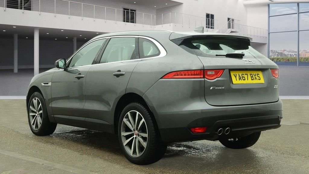 Used Jaguar F-Pace 2018 for sale - 77188309: Photo 3