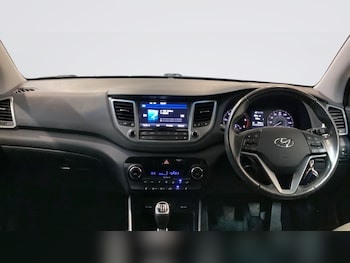 Used Hyundai TUCSON 2017 for sale - 77560550: Photo
