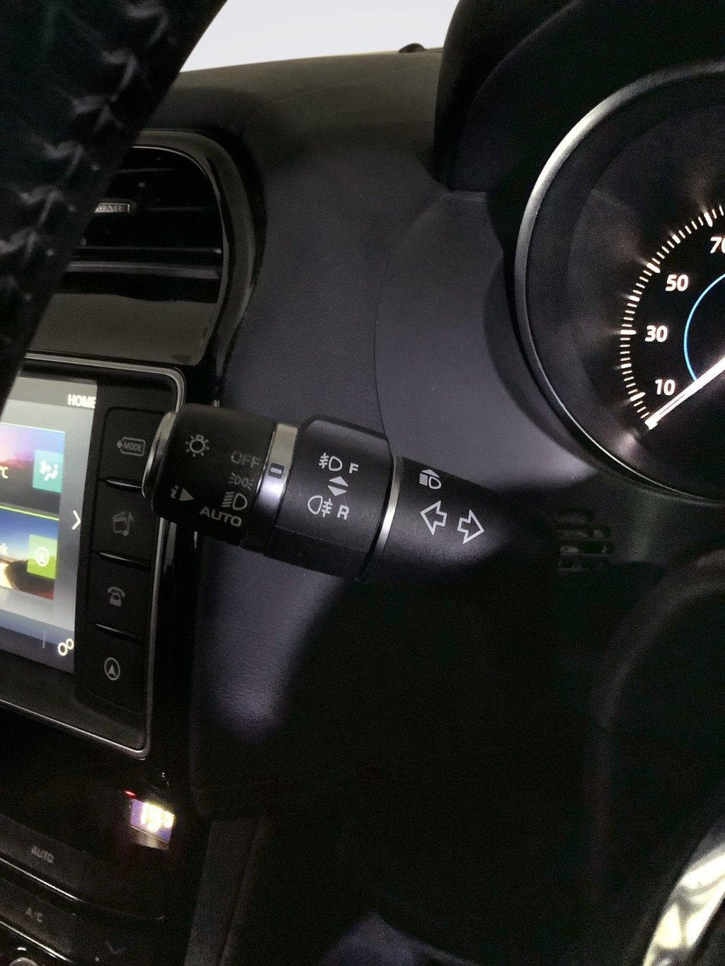 Used Jaguar F-Pace 2017 for sale - 76111862: Photo 17