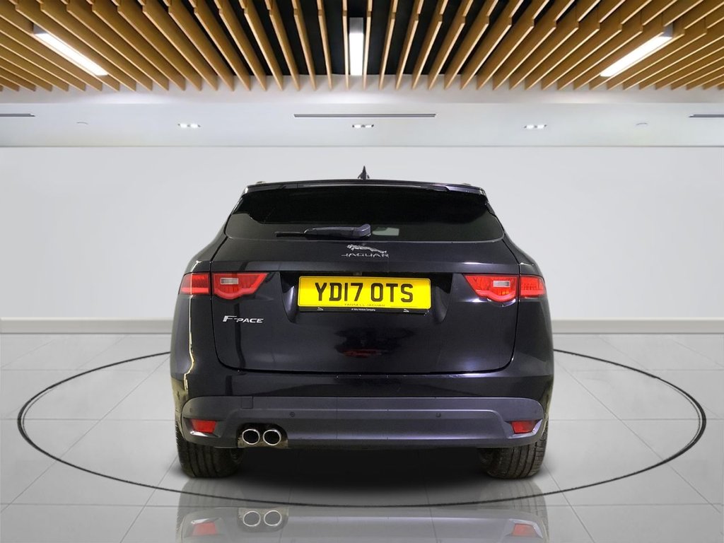 Used Jaguar F-Pace 2017 for sale - 76111862: Photo 7