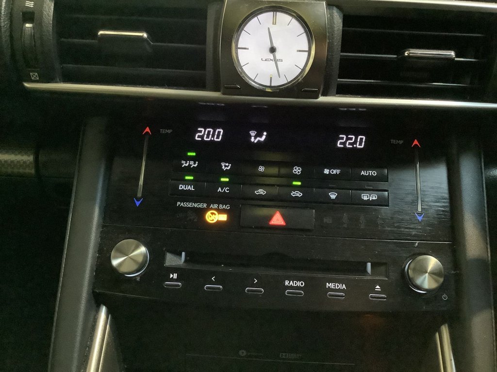 Used Lexus IS 2017 for sale - 76900362: Photo 16