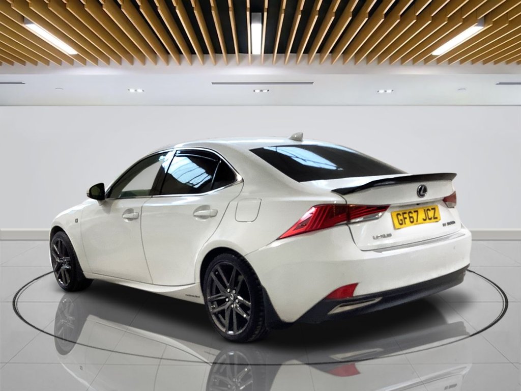 Used Lexus IS 2017 for sale - 76900362: Photo 6