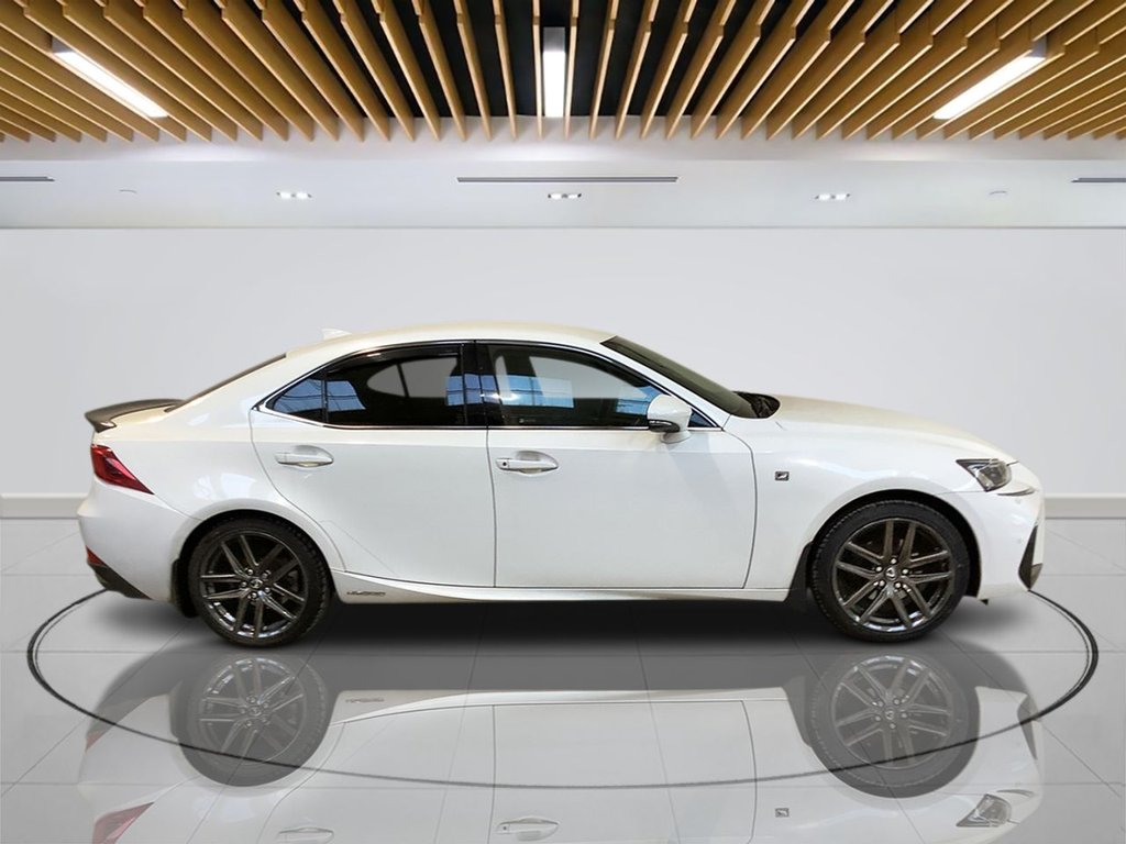 Used Lexus IS 2017 for sale - 76900362: Photo 9