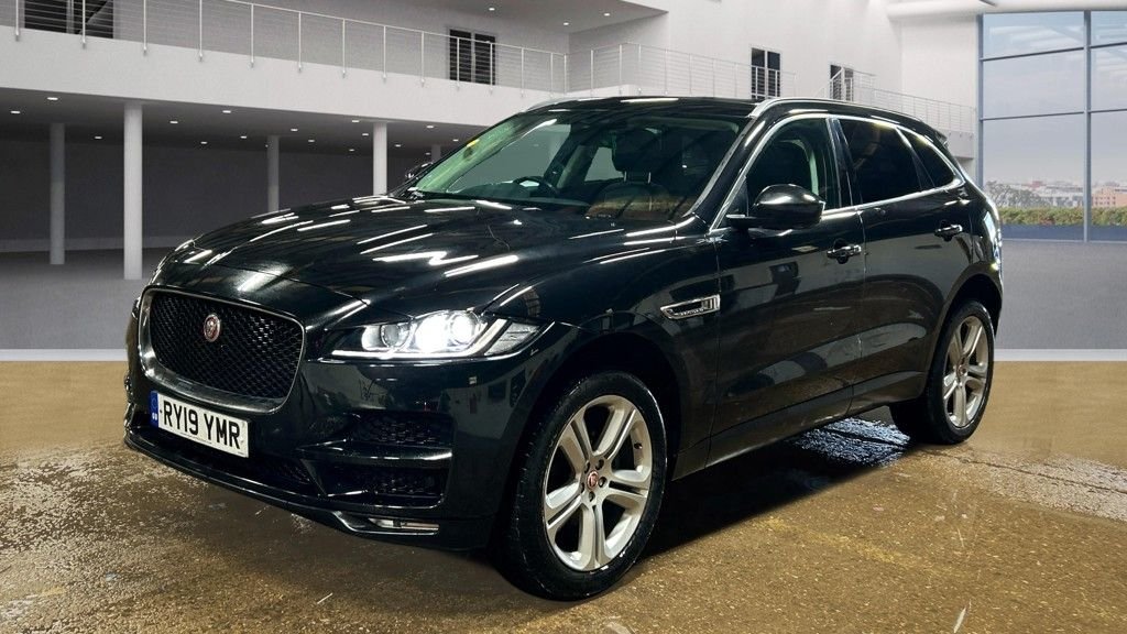 Used Jaguar F-Pace 2019 for sale - 77534711: Photo 2