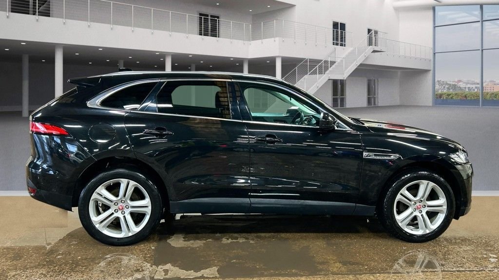 Used Jaguar F-Pace 2019 for sale - 77534711: Photo 5