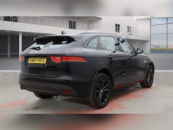 Used Jaguar F-Pace 2017 for sale - 76256717: Photo 4