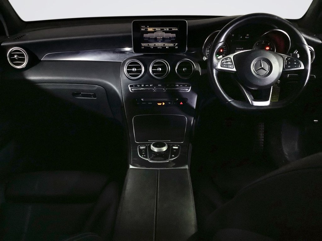 Used Mercedes-Benz GLC 2018 for sale - 77241580: Photo 3