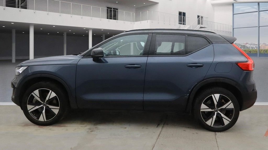Used Volvo XC40 2021 for sale - 77356765: Photo 12