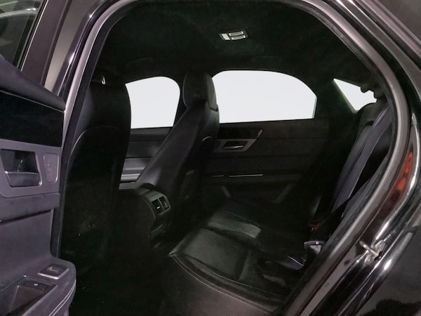 Used Jaguar XF 2018 for sale - 76241347: Photo 13