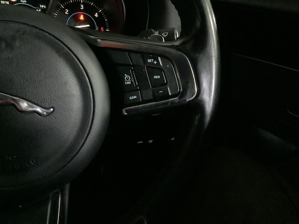Used Jaguar XF 2018 for sale - 76241347: Photo 19
