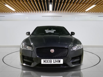 Used Jaguar XF 2018 for sale - 76241347: Photo 2